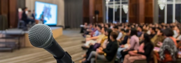 Getting Familiar With the Main Elements of Public Speaking