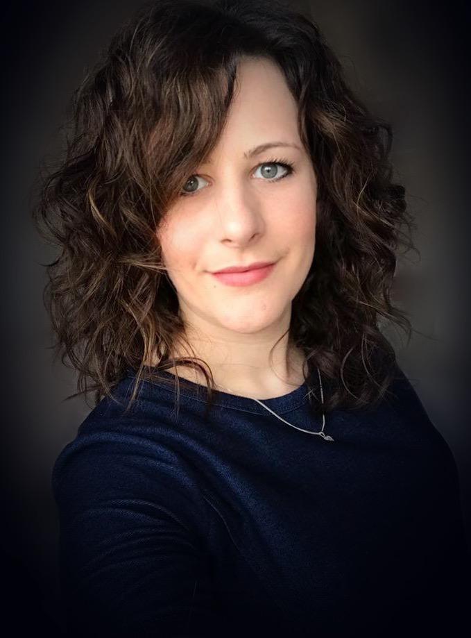 Hayley Brackley Headshot